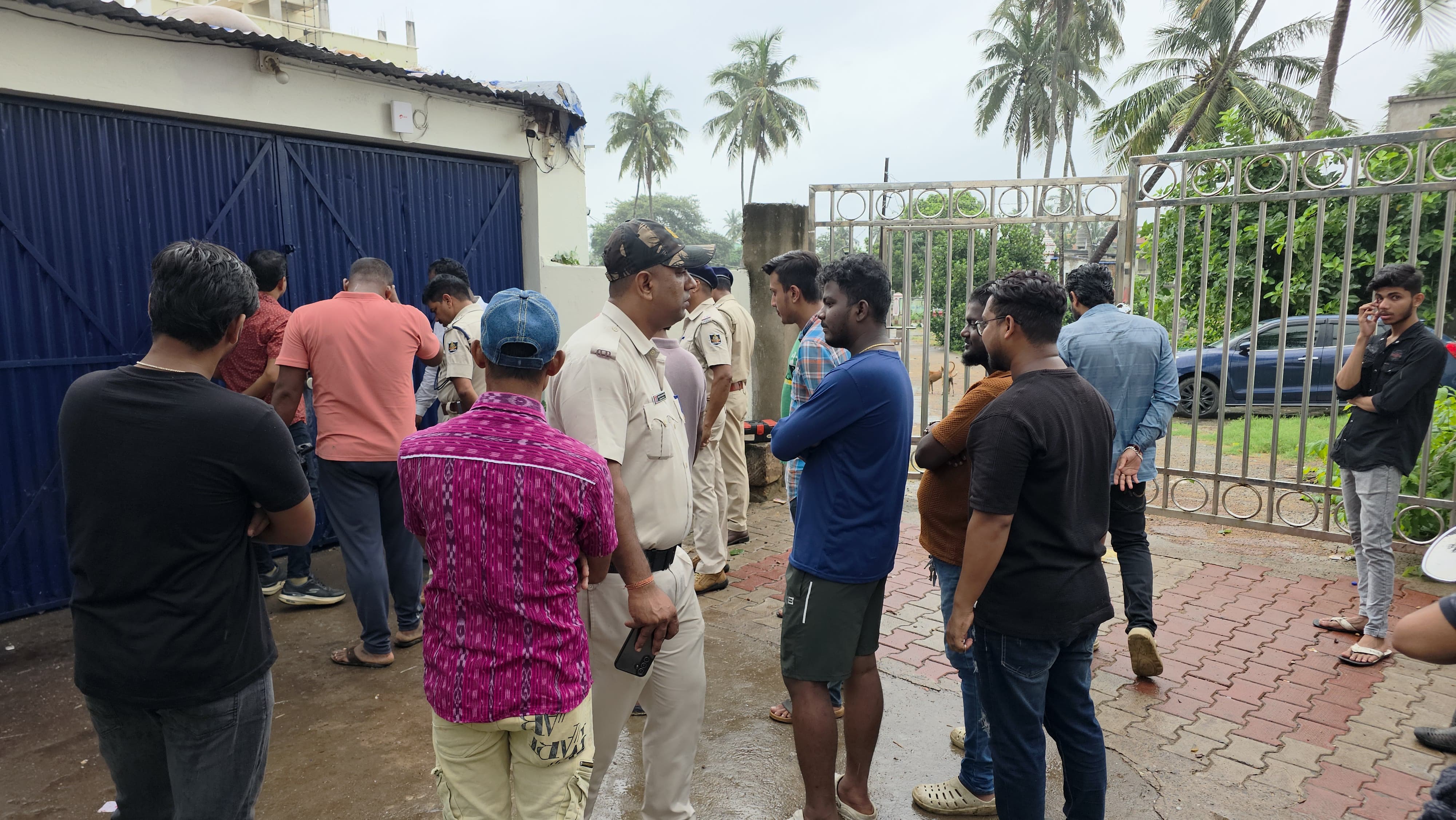 ସହରରେ ଆଇନ ଶୃଙ୍ଖଳା ପରିସ୍ଥିତି ବିଗିଡ଼ିବାରେ ଲାଗିଛି l 