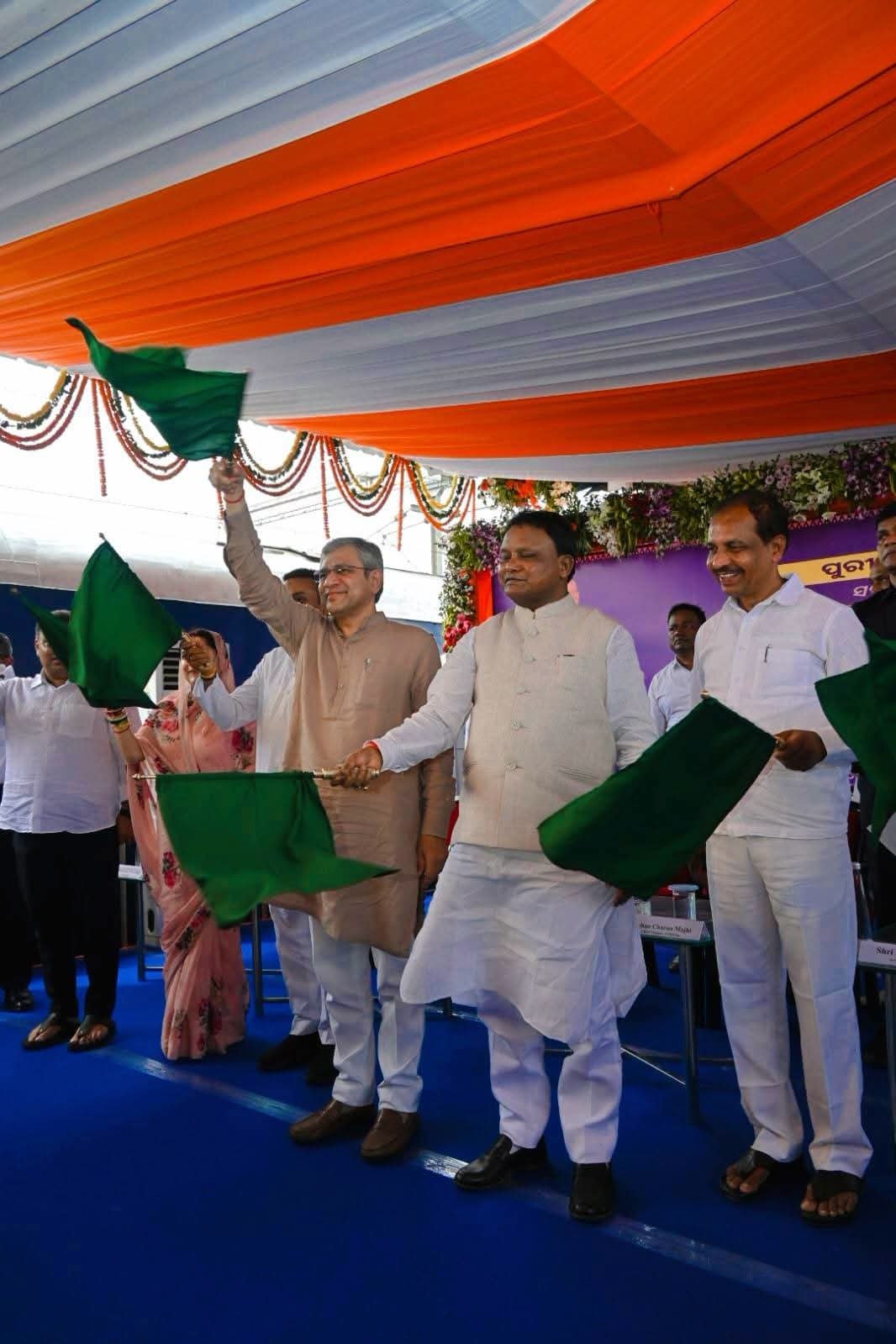 ଶ୍ରୀକ୍ଷେତ୍ର ସହ ଯୋଡ଼ିହେଲା ଶାବର ଶ୍ରୀକ୍ଷେତ୍ର , ପୁରୀରୁ କୋରାପୁଟକୁ ନୂଆ ଟ୍ରେନ୍ ଶୁଭାରମ୍ଭ କଲେ ରେଳ ମନ୍ତ୍ରୀ ଓ ମୁଖ୍ୟମନ୍ତ୍ରୀ