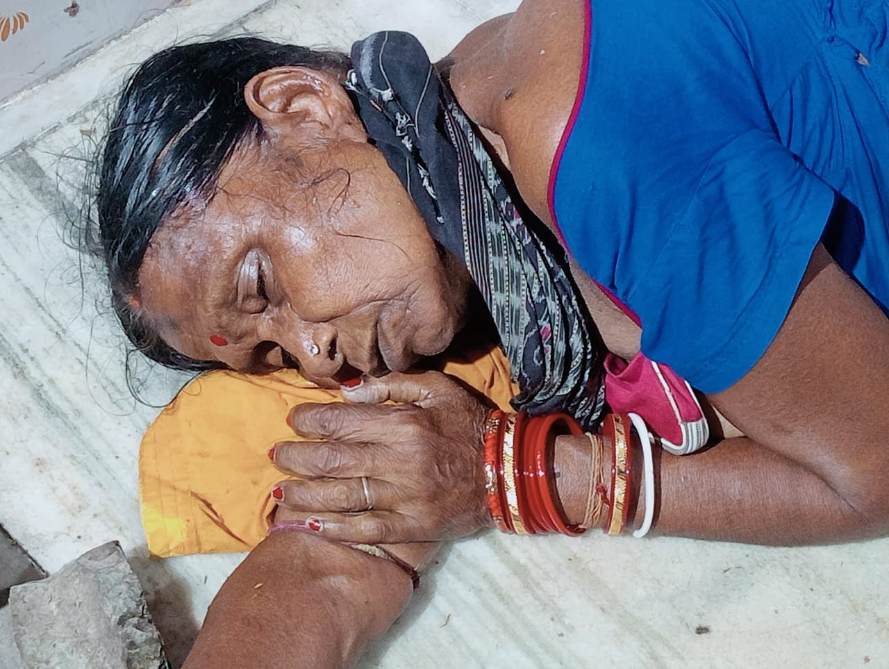 ଟାଉନ ଥାନା ପୋଲିସ ଦ୍ୱାରା ଅଚିହ୍ନା ମହିଳାଙ୍କ ମୃତ ଦେହ ଜବତ 