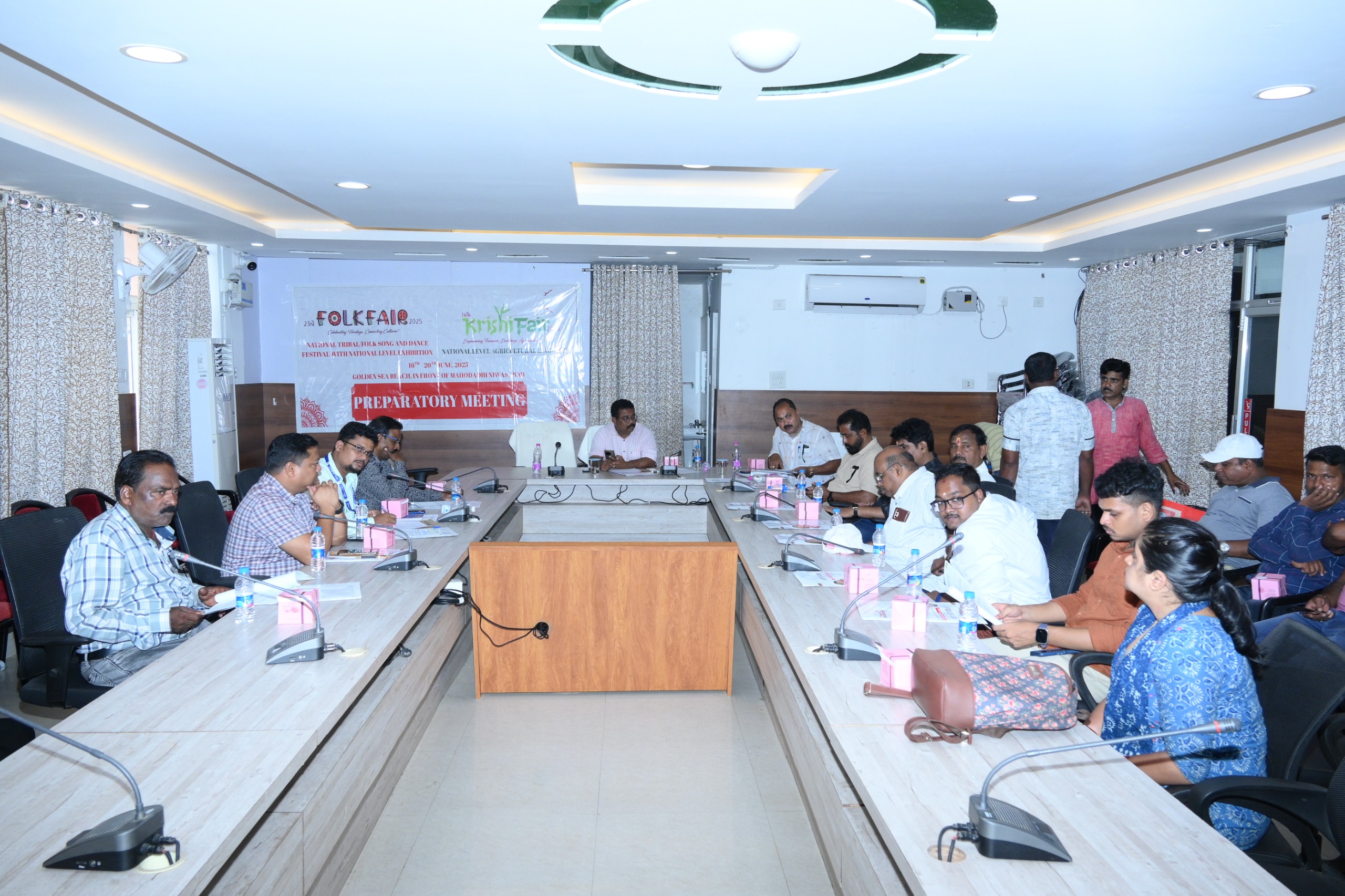୨୩ ତମ ଲୋକ ମେଳା ଓ ୧୬ ତମ କୃଷି ମେଳା ୨୦୨୫ ପାଇଁ ପ୍ରଶାସନିକ ପ୍ରସ୍ତୁତି ବୈଠକ