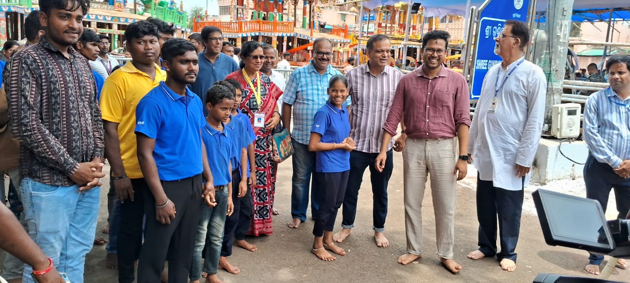 ଆଡପ ମଣ୍ଡପରେ ମହାପ୍ରଭୁଙ୍କୁ ଦର୍ଶନ କଲେ ଶିଶୁ ଯତ୍ନ ଅନୁଷ୍ଠାନର ଅନ୍ତେବାସୀ