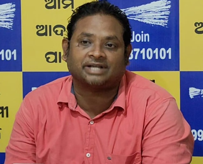 ଶ୍ରୀମନ୍ଦିରର ପବିତ୍ରତା ଓ ପରମ୍ପରାକୁ ନଷ୍ଟ କଲେ ସତ୍ୟବାଦୀ ବିଧାୟକ।ଏଭଳି ଅଭିଯୋଗ