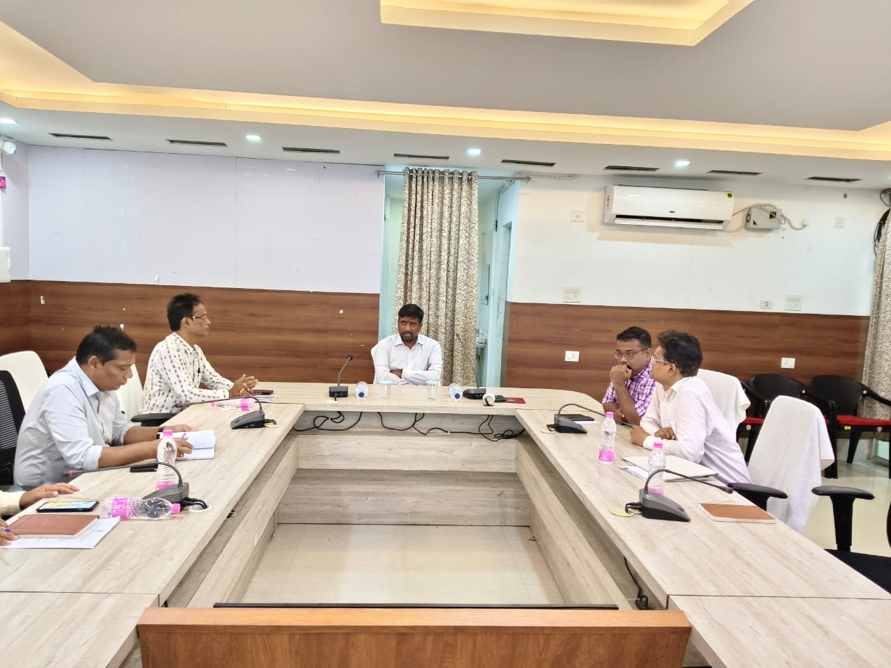 ଜିଲ୍ଲାର ସମୀକ୍ଷା କଲେ ନୂତନ ଜିଲ୍ଲାପାଳ