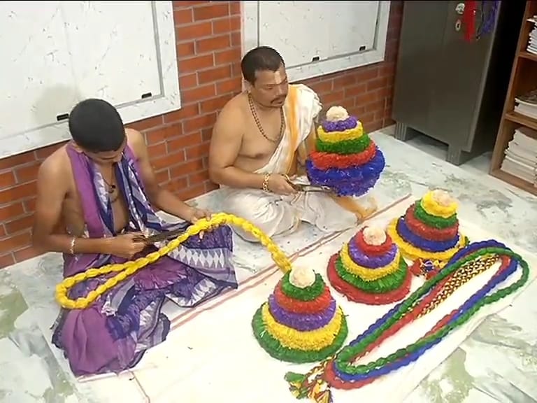 ମହାପ୍ରଭୁ ପିନ୍ଧିବେ ପାଟରାକ୍ଷୀ