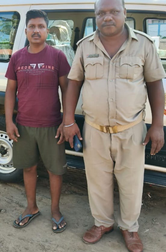 ଟଙ୍କା ଲୁଟି ଜଣେ ଗିରଫ