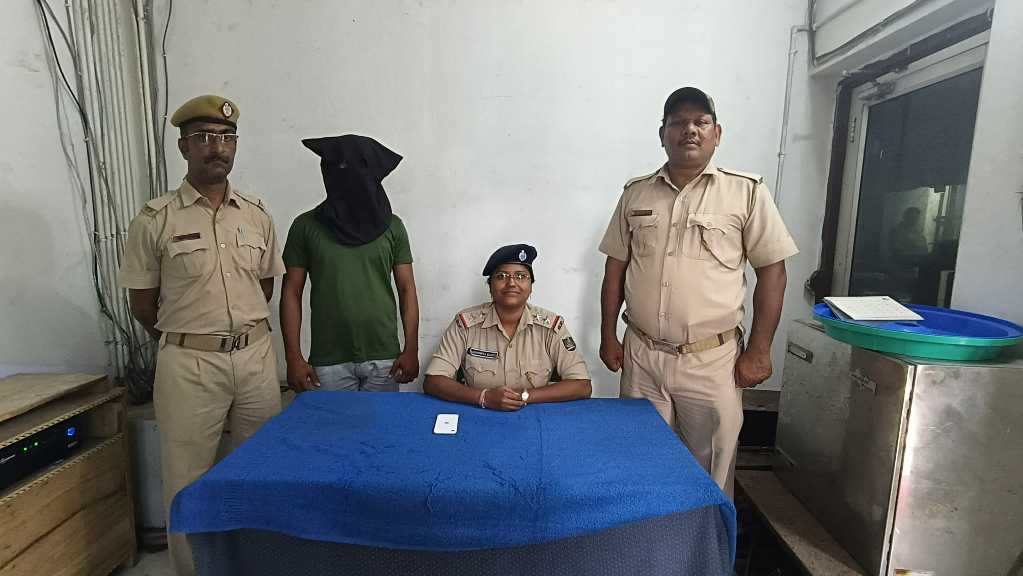 ମୋବାଇଲ ଲୁଟ ସହ ଆକ୍ରମଣ, ଜଣେ ଗିରଫ 