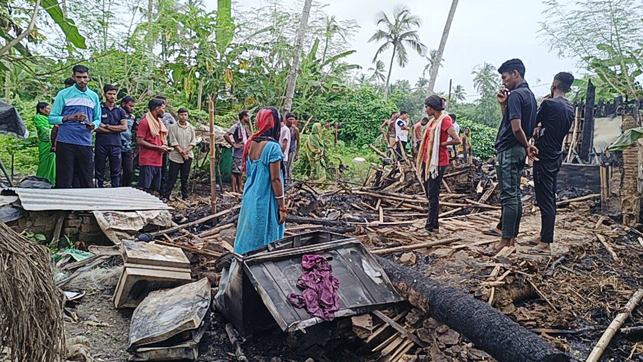 ଘର ସହିତ ଜଳିଗଲା ବିଡ଼ା ବିଡା ନୋଟ 