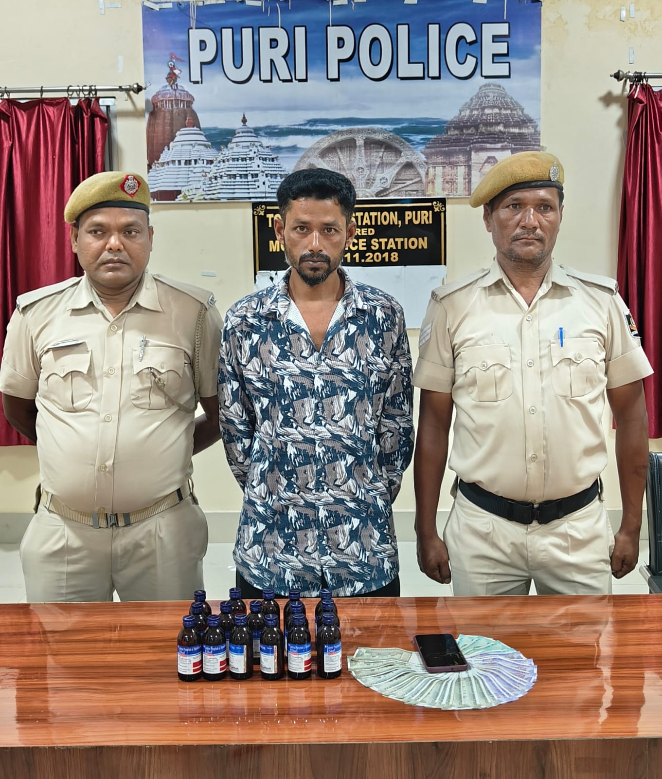 ଏସକଫ ସିରଫ ବୋତଲ ଜବତ, ଜଣେ ଗିରଫ 