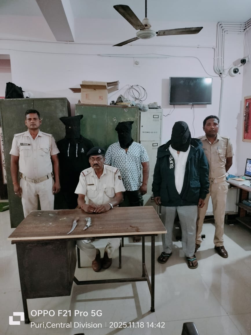 ଧମକ ସହ ୧ଲକ୍ଷ ଟଙ୍କା ଦାଦାବଟି ଅଭିଯୋଗ, ହାତୀ ସହ ୩ଗିରଫ 