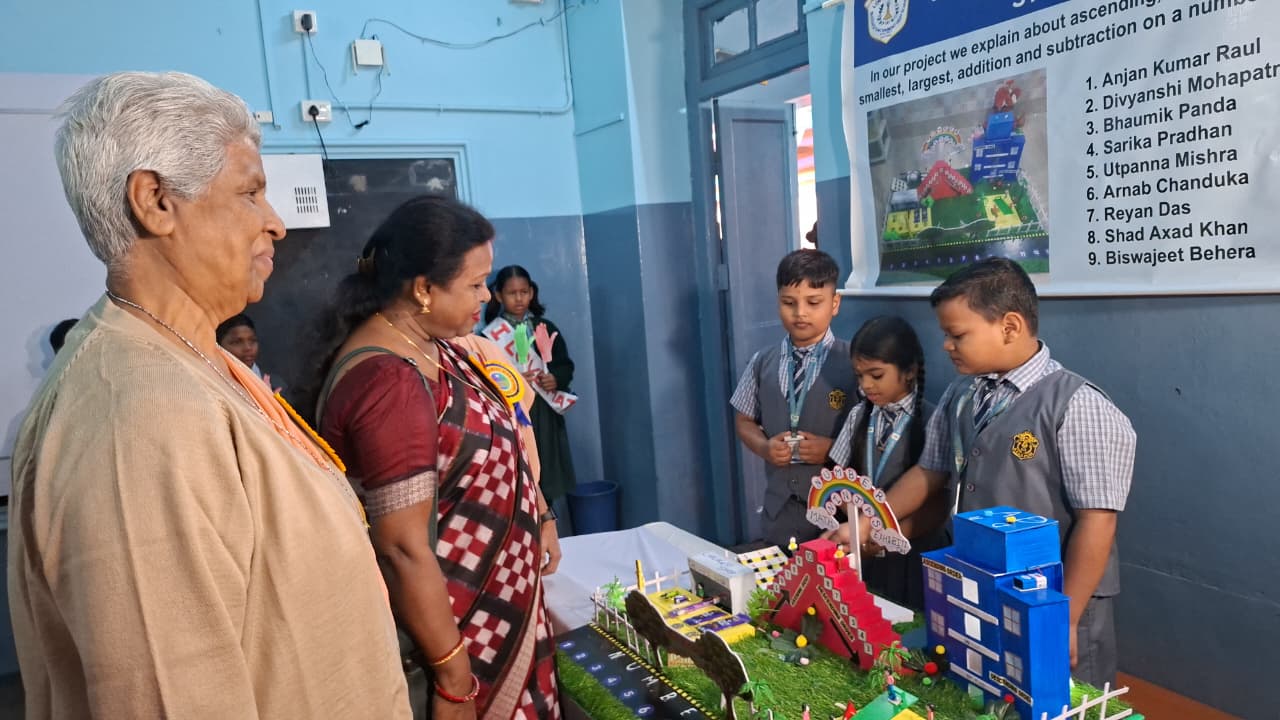 ବ୍ଲେସେଡ ସାକ୍ରାମେଣ୍ଟ ଉଚ୍ଚ ବିଦ୍ୟାଳୟରେ ଗଣିତ ପ୍ରଦର୍ଶନୀ ୨୦୨୫ ଉଦଘାଟିତ l