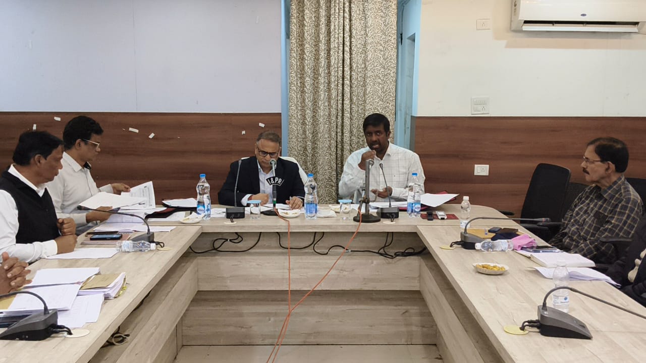  ଜିଲ୍ଲାର ବିଭିନ୍ନ ଉନ୍ନୟନ ମୂଳକ ଯୋଜନା ର ସମୀକ୍ଷା କଲେ ନୋଡାଲ ସଚିବ।