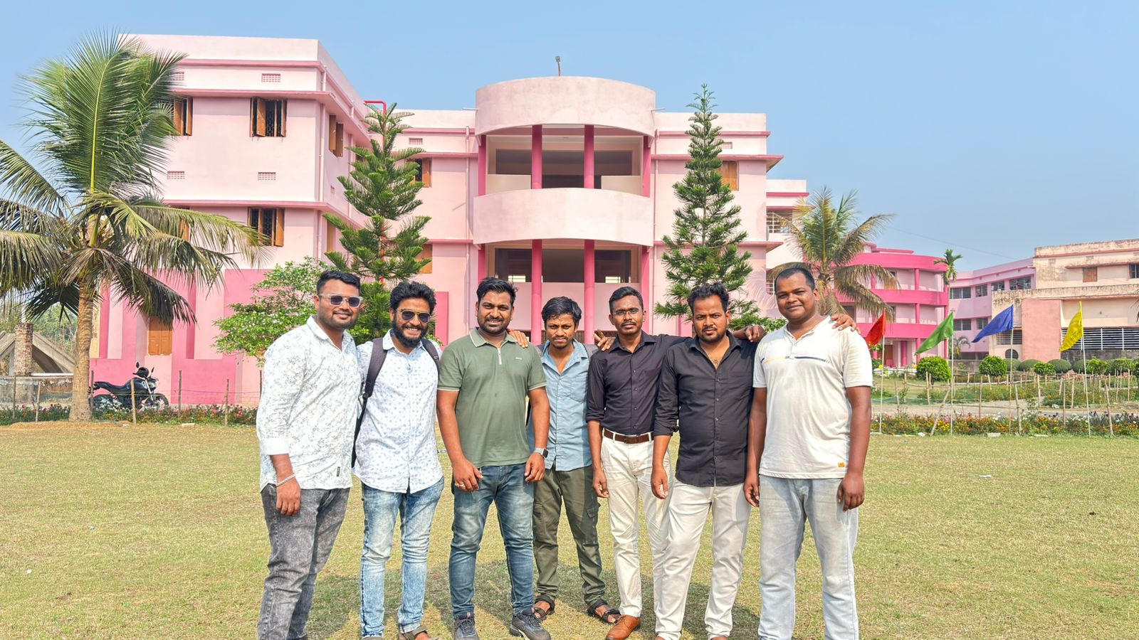 ଘନଶ୍ୟାମ ହେମଲତା ବିଦ୍ୟାମନ୍ଦିରର ବନ୍ଧୁ ମିଳନ