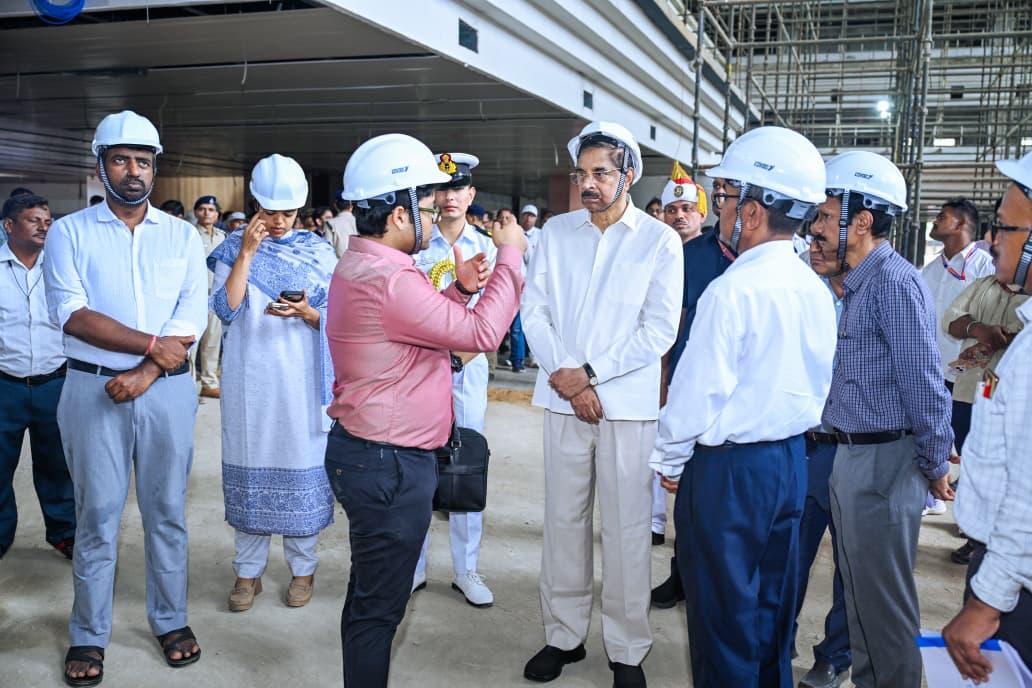 ପୁରୀ ରେଳ ଷ୍ଟେସନ ଉନ୍ନୟନ ପ୍ରକଳ୍ପର  ସମୀକ୍ଷା କଲେ ରାଜ୍ୟପାଳ