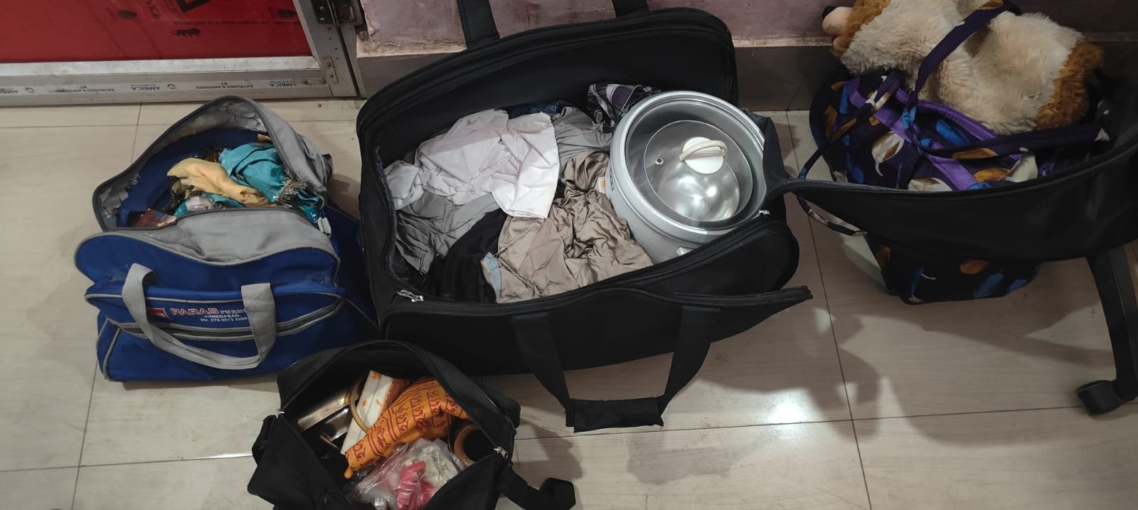 ଶ୍ରୀକ୍ଷେତ୍ର​‌ରେ ଆତଙ୍କ ଖେଳାଇଲା ଅଜଣା ବ୍ୟାଗ୍, ଯାଞ୍ଚ ପରେ ଜବତ କଲା ପୁଲିସ