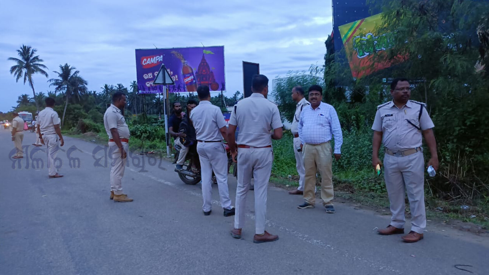 ପୁରୀ ରୁଟ୍ ରେ ସଡ଼କ ସୁରକ୍ଷା ନିୟମ ଉଲ୍ଲଙ୍ଘନ ଯୋଗୁଁ ପ୍ରାୟ ୧୮୦୦ଟି ଇ-ଚାଲାଣ କଟିଛି। 