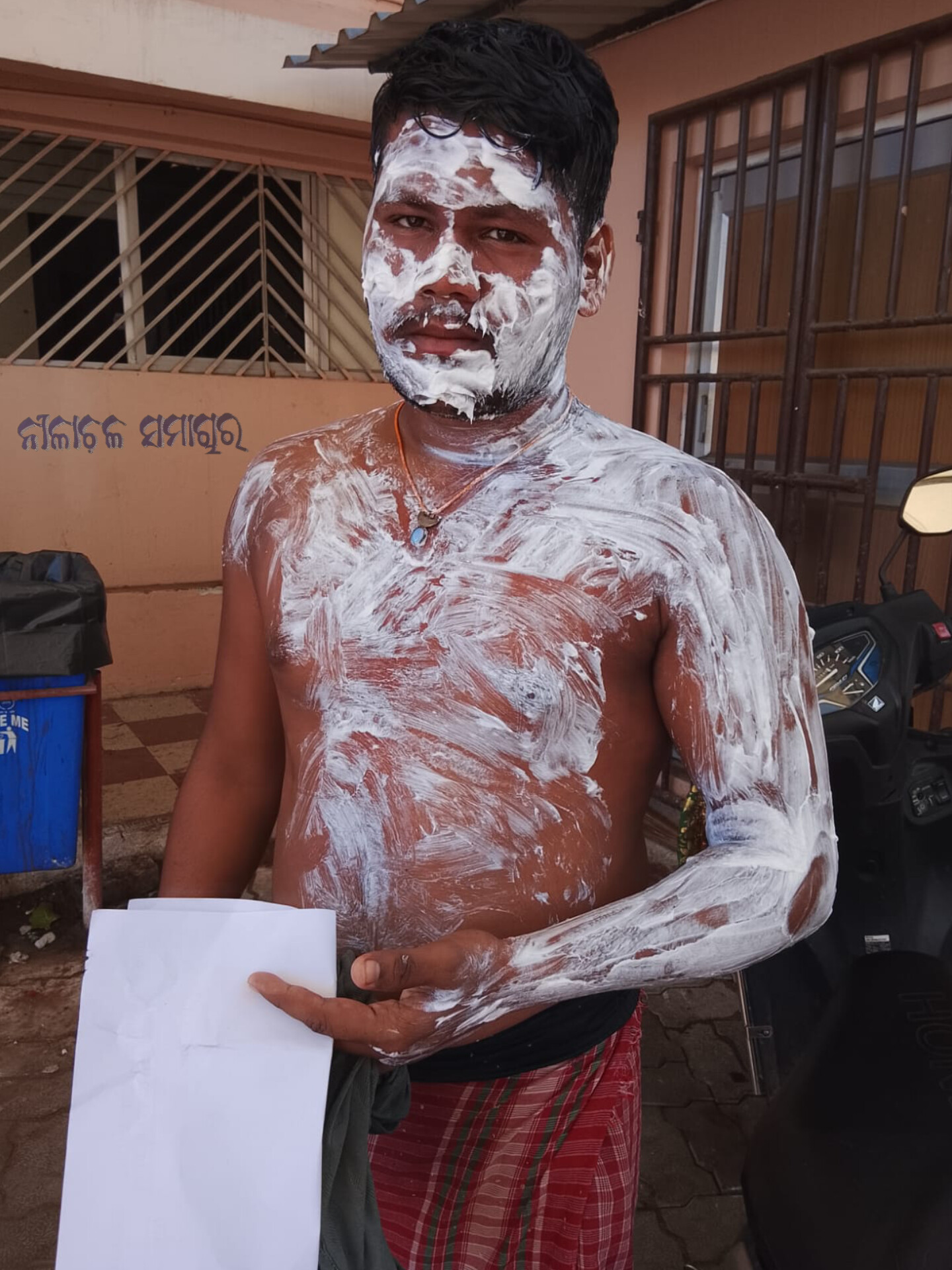 ଆନନ୍ଦ ବଜାରରେ ଅଘଟଣ