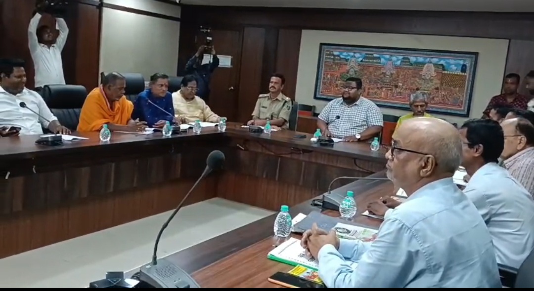 ରଥଯାତ୍ରା ପୂର୍ବରୁ ଶ୍ରୀମନ୍ଦିର କାର୍ଯ୍ୟାଳୟରେ ଗୁରୁତ୍ୱପୂର୍ଣ୍ଣ ବୈଠକ ଶେଷ ହୋଇଛି