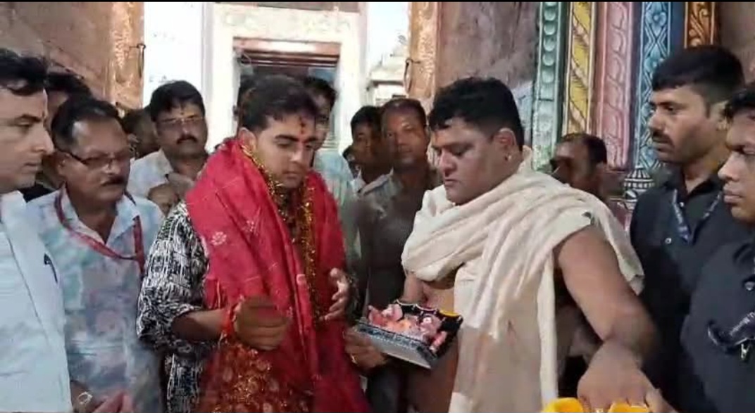 ଜଗା ଦର୍ଶନ କଲେ ଅମ୍ବାନିଙ୍କ ବଡ଼ ପୁଅ